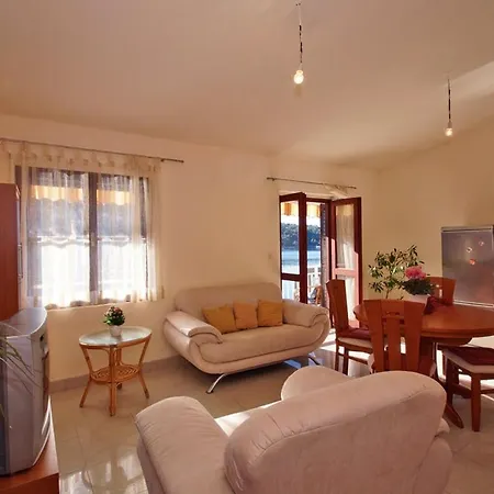 By The Sea Brna, Korcula - 561 アパート Smokvica