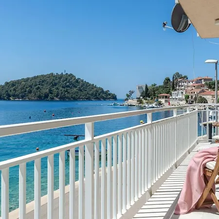By The Sea Brna, Korcula - 561 Смоквица