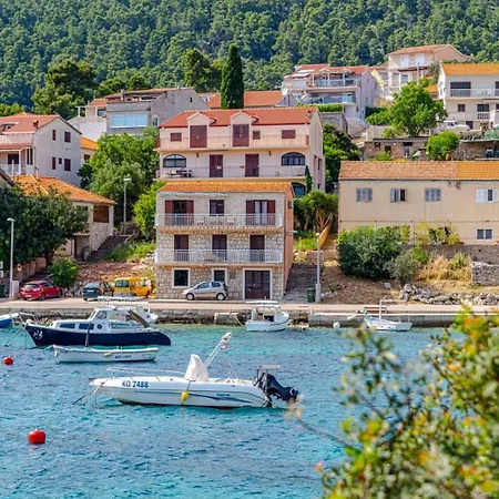 アパート By The Sea Brna, Korcula - 561 Smokvica
